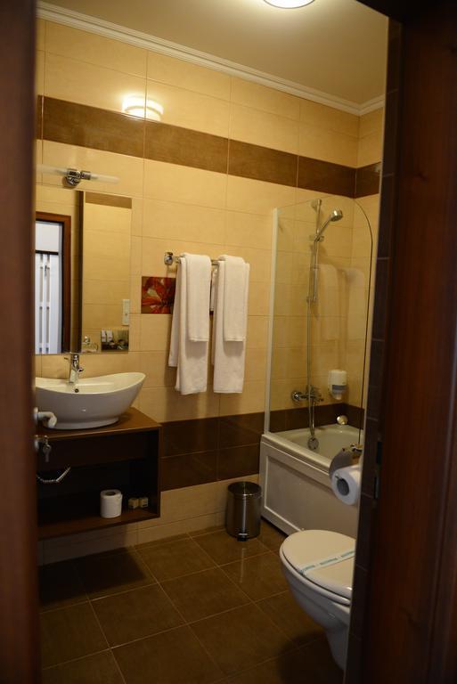 Hotel Europa Nagybánya Kültér fotó