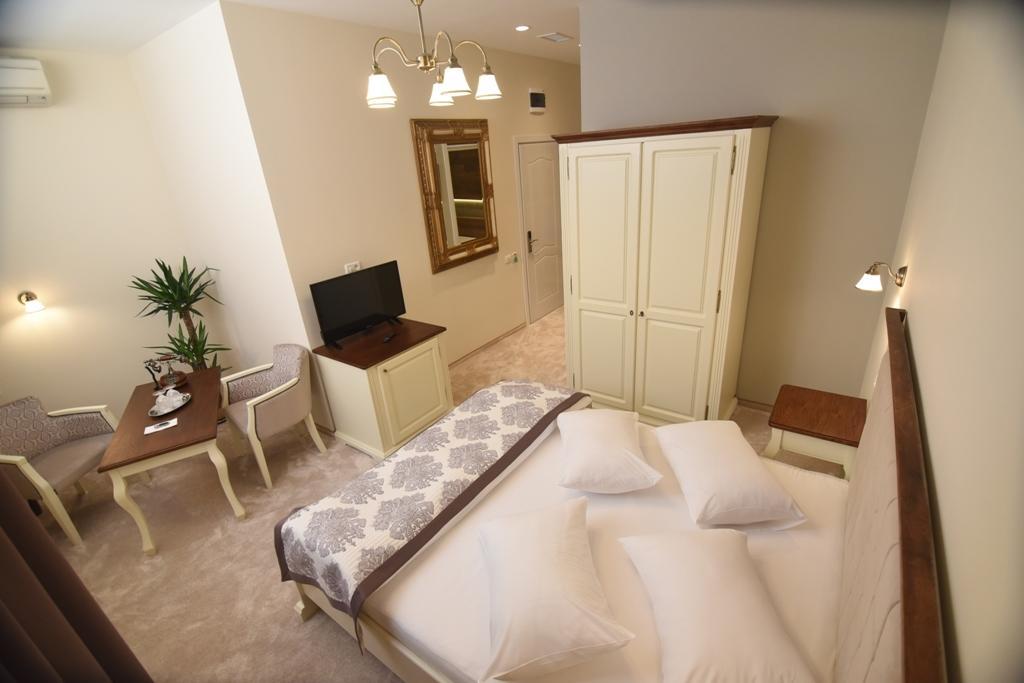 Hotel Europa Nagybánya Kültér fotó